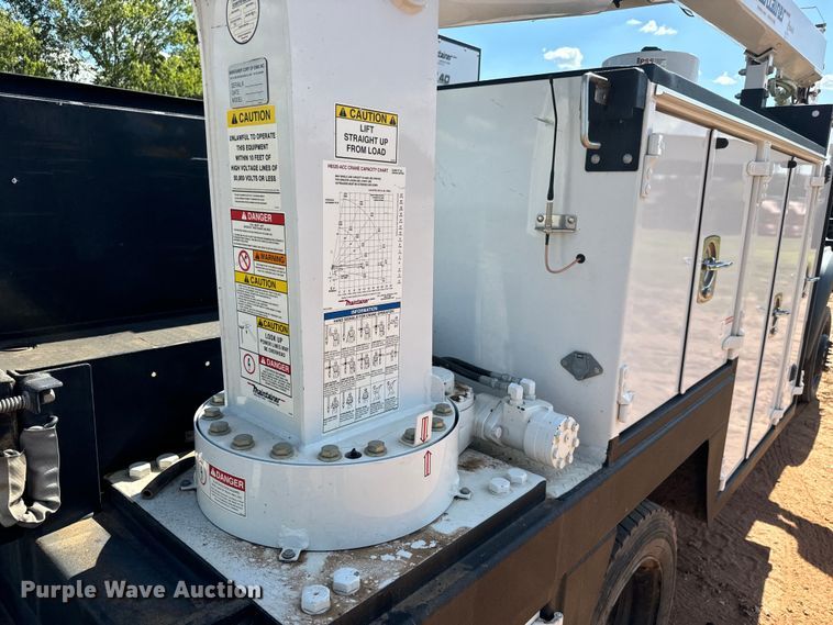 image for item MV9052 2015 Ford F550 Super Duty XL utility / service truck