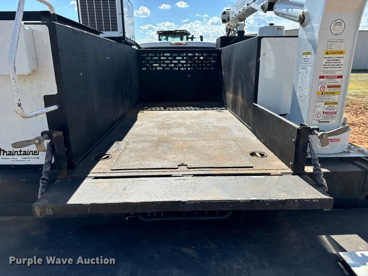 image for item MV9052 2015 Ford F550 Super Duty XL utility / service truck