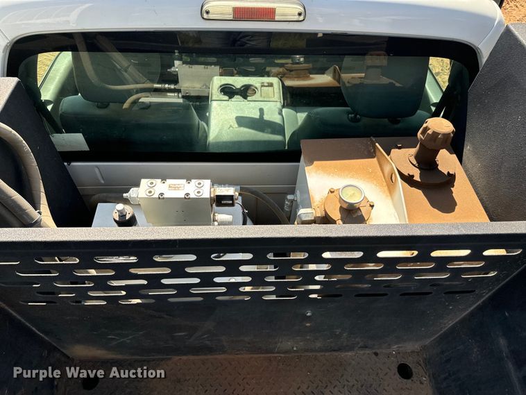 image for item MV9052 2015 Ford F550 Super Duty XL utility / service truck