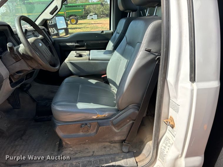 image for item MV9052 2015 Ford F550 Super Duty XL utility / service truck