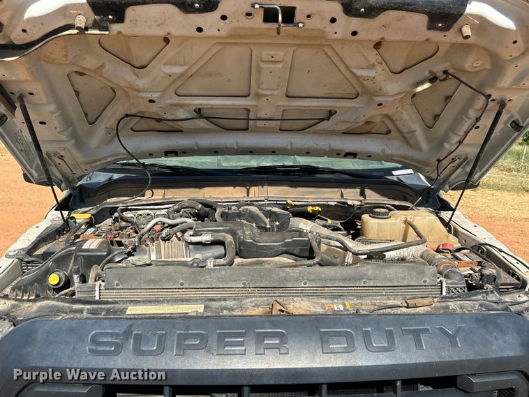 image for item MV9052 2015 Ford F550 Super Duty XL utility / service truck