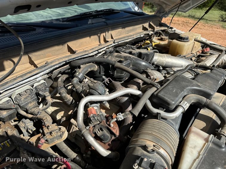 image for item MV9052 2015 Ford F550 Super Duty XL utility / service truck