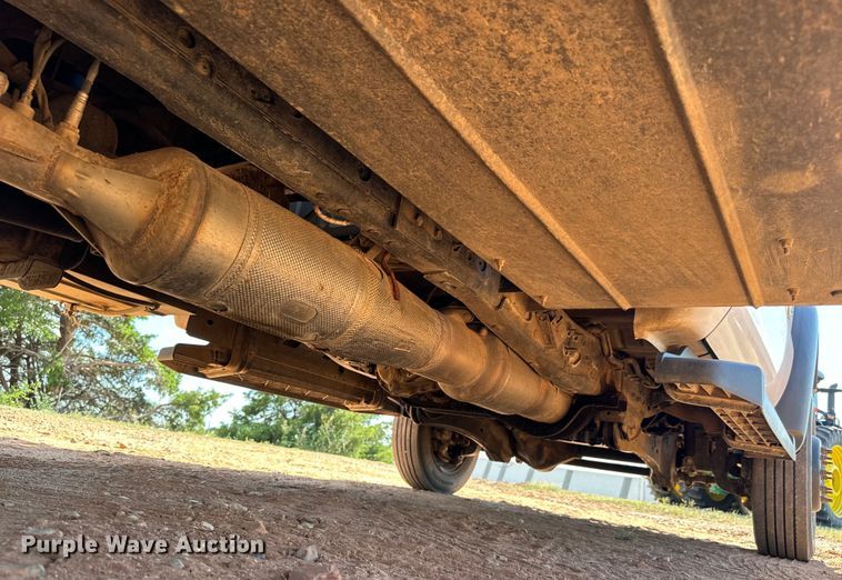 image for item MV9052 2015 Ford F550 Super Duty XL utility / service truck