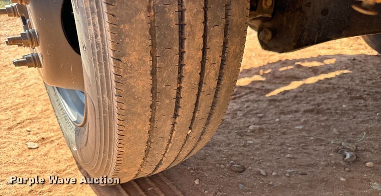 image for item MV9052 2015 Ford F550 Super Duty XL utility / service truck