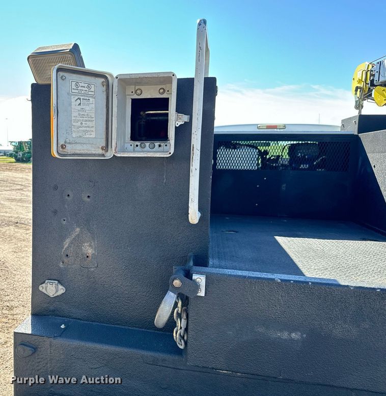 image for item MV9076 2012 Ford F550 Super Duty XL utility / service truck