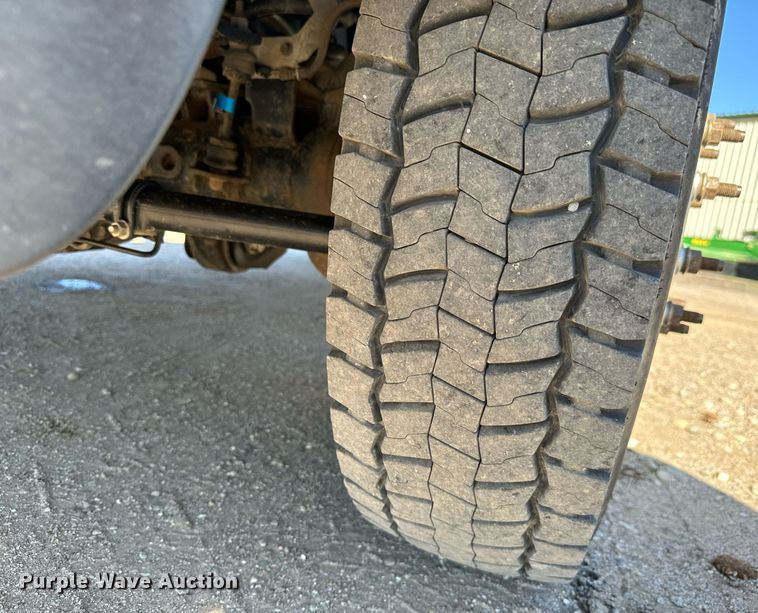 image for item MV9076 2012 Ford F550 Super Duty XL utility / service truck