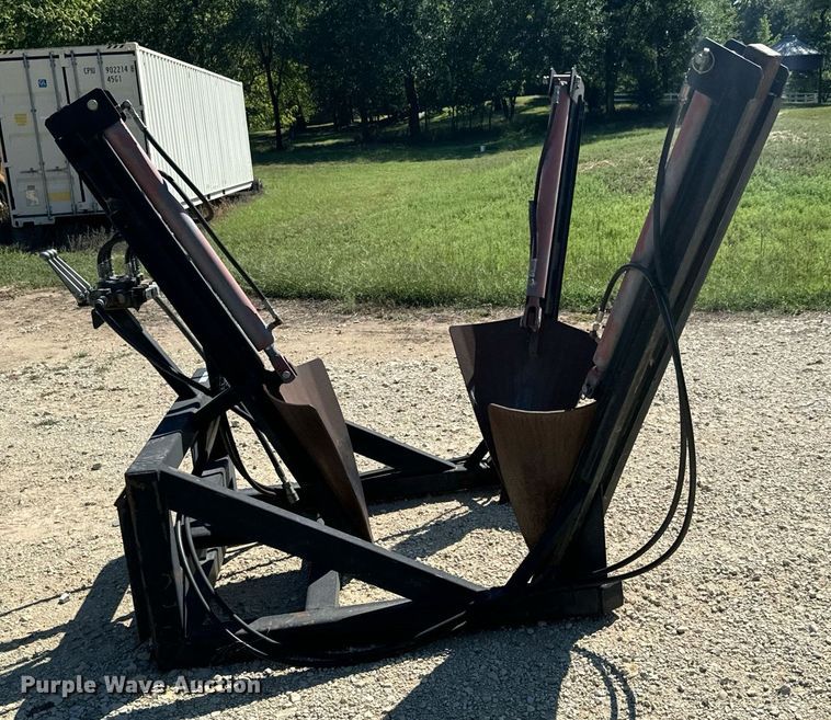 image for item MV9086 Shop built  skid steer tree spade