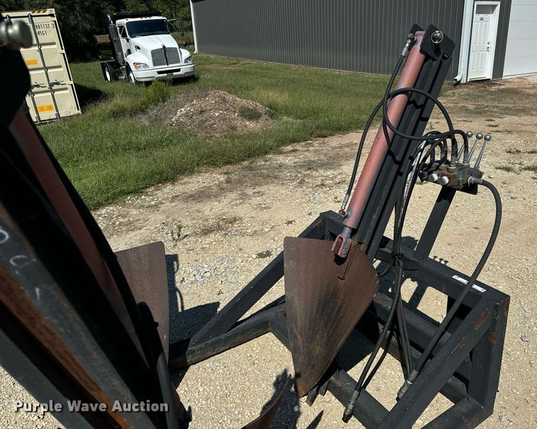 image for item MV9086 Shop built  skid steer tree spade