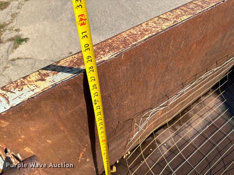 image for item MV9126 1984 Ford 9000 dump truck