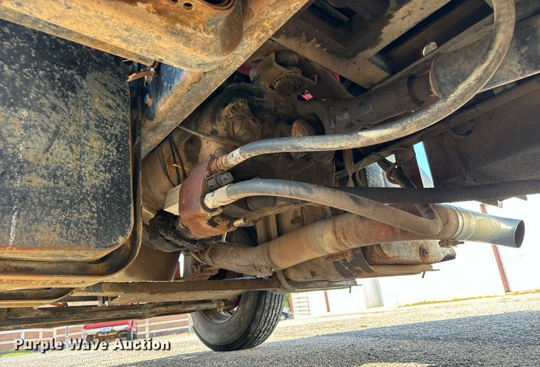 image for item MV9126 1984 Ford 9000 dump truck