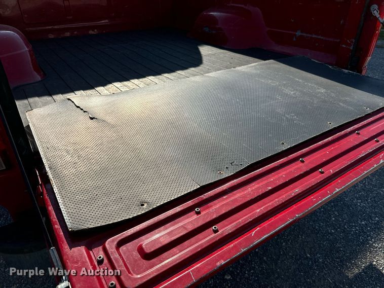 image for item MV9126 1984 Ford 9000 dump truck