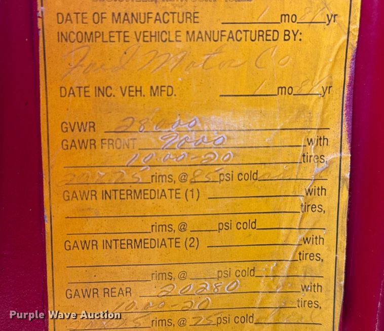 image for item MV9126 1984 Ford 9000 dump truck