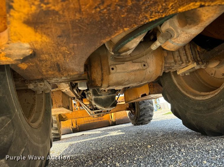 image for item MV9128 1998 Case 580 Super L backhoe