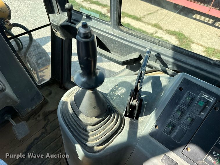 image for item MV9128 1998 Case 580 Super L backhoe