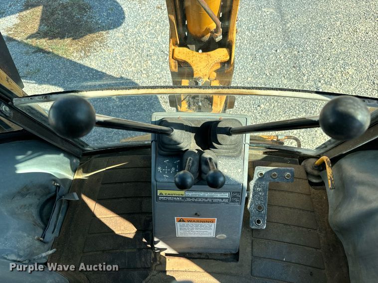 image for item MV9128 1998 Case 580 Super L backhoe