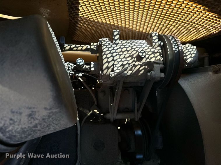 image for item MV9128 1998 Case 580 Super L backhoe