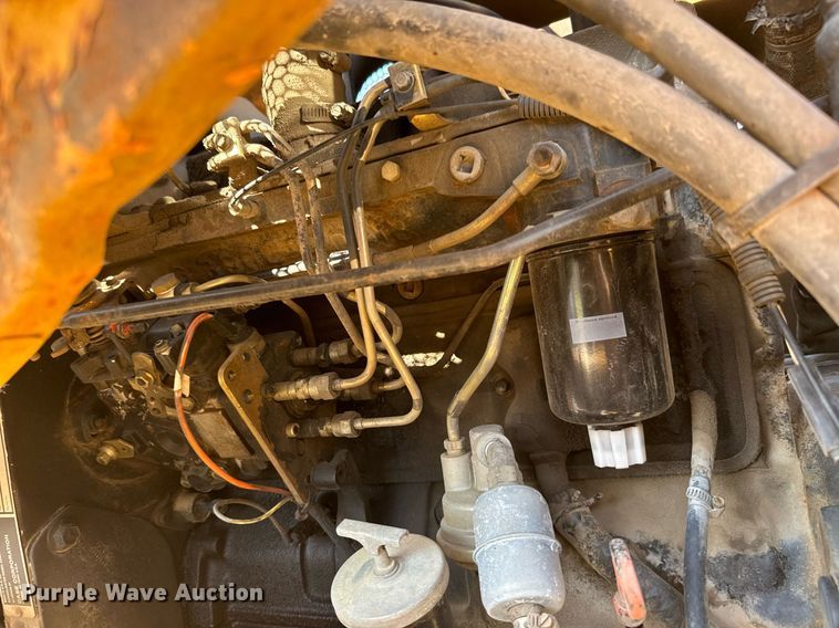 image for item MV9128 1998 Case 580 Super L backhoe