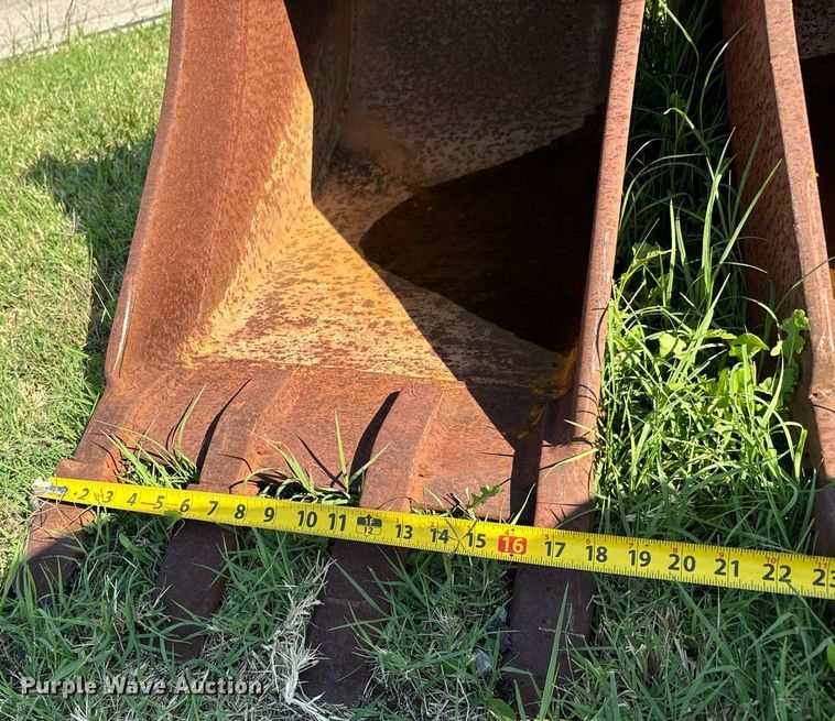 image for item MV9128 1998 Case 580 Super L backhoe