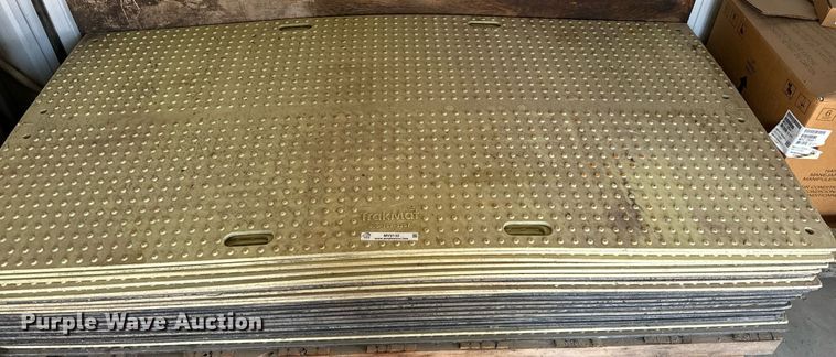 image for item MV9132 (25) TrakMat track mats