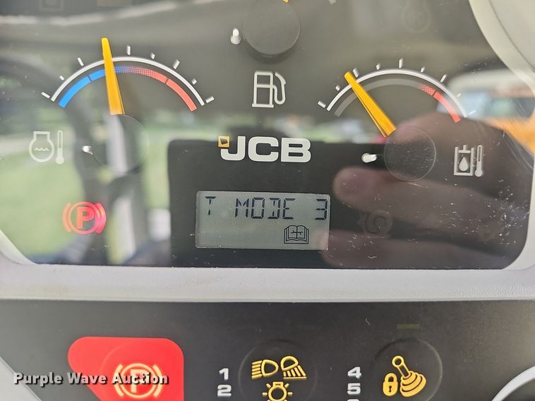 image for item NX9051 2016 JCB 260T tracked skid steer loader