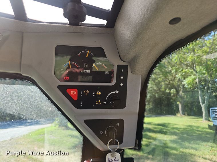 image for item NX9051 2016 JCB 260T tracked skid steer loader