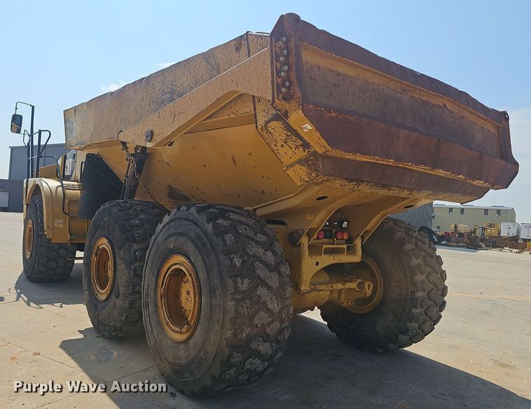 image for item NX9064 2013 Caterpillar  740B haul truck