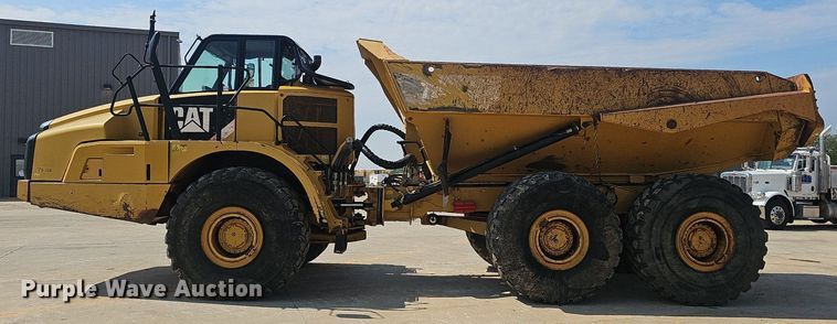image for item NX9064 2013 Caterpillar  740B haul truck