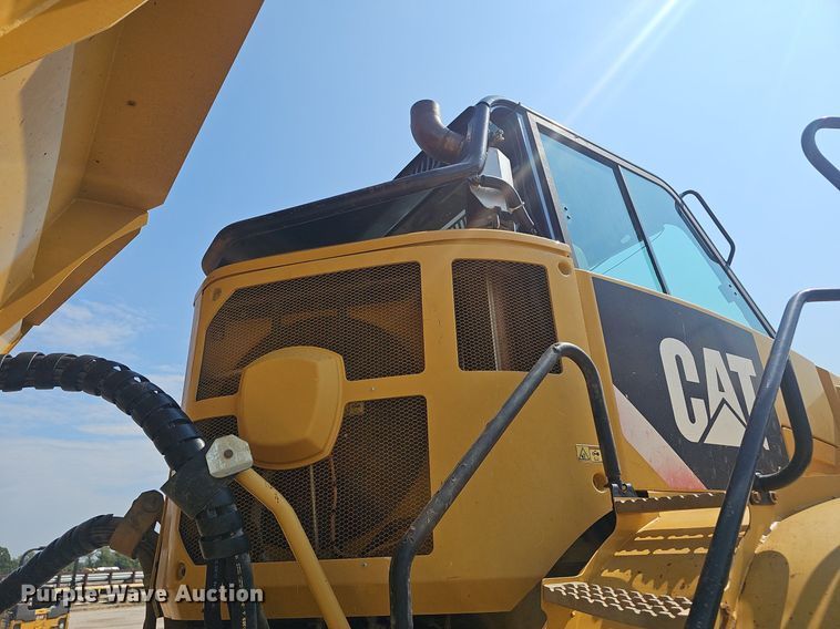 image for item NX9064 2013 Caterpillar  740B haul truck