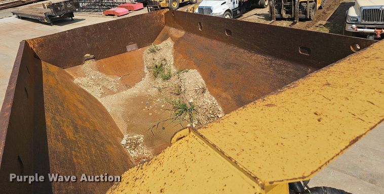 image for item NX9064 2013 Caterpillar  740B haul truck