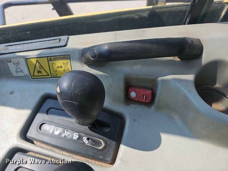 image for item NX9064 2013 Caterpillar  740B haul truck