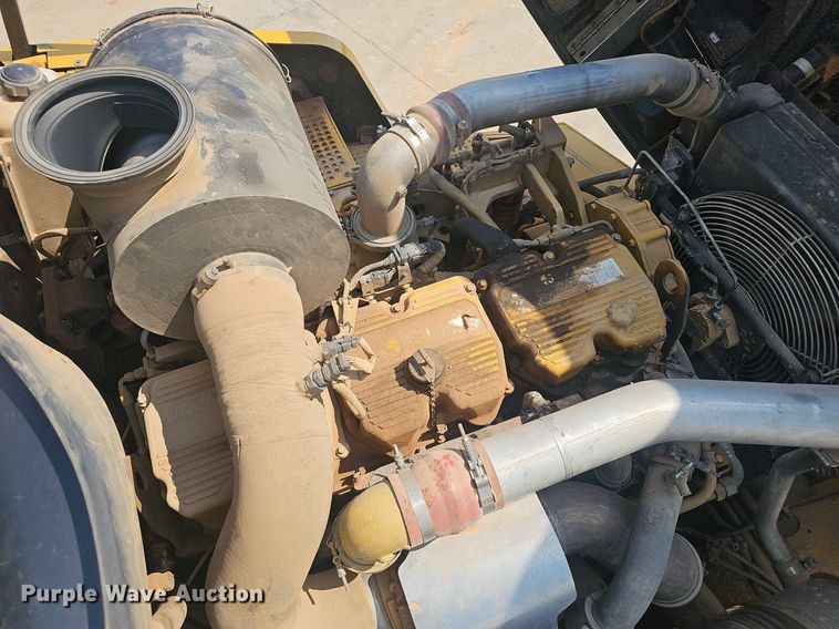 image for item NX9064 2013 Caterpillar  740B haul truck