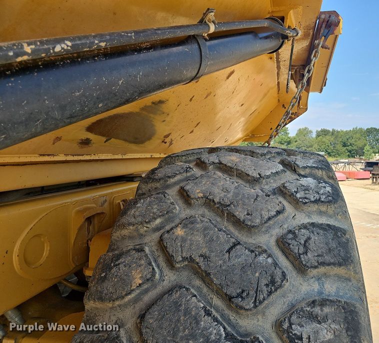 image for item NX9064 2013 Caterpillar  740B haul truck