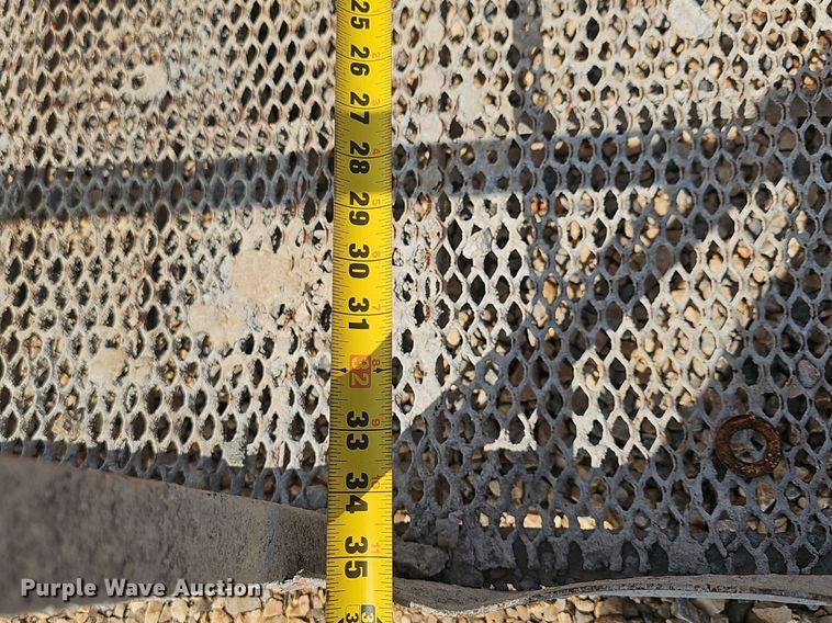 image for item NX9065 2005 JLG 660SJ boom lift