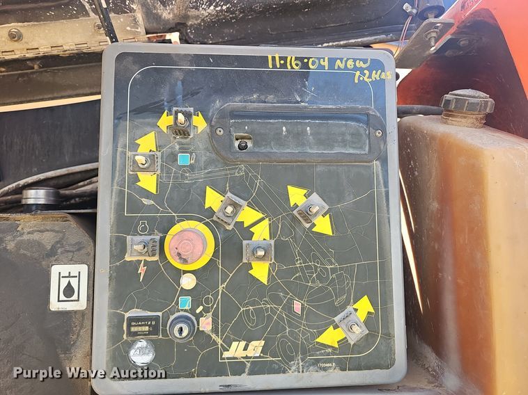 image for item NX9065 2005 JLG 660SJ boom lift