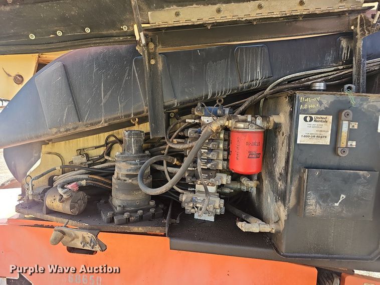 image for item NX9065 2005 JLG 660SJ boom lift