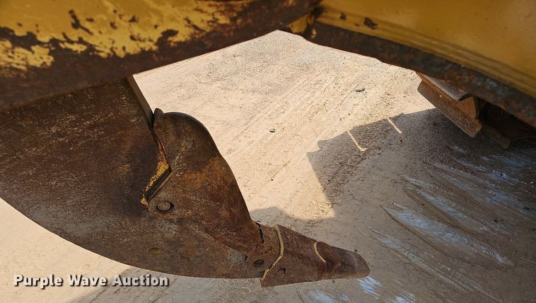 image for item NX9067 2012 Caterpillar  D8T dozer