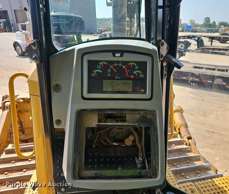 image for item NX9067 2012 Caterpillar  D8T dozer