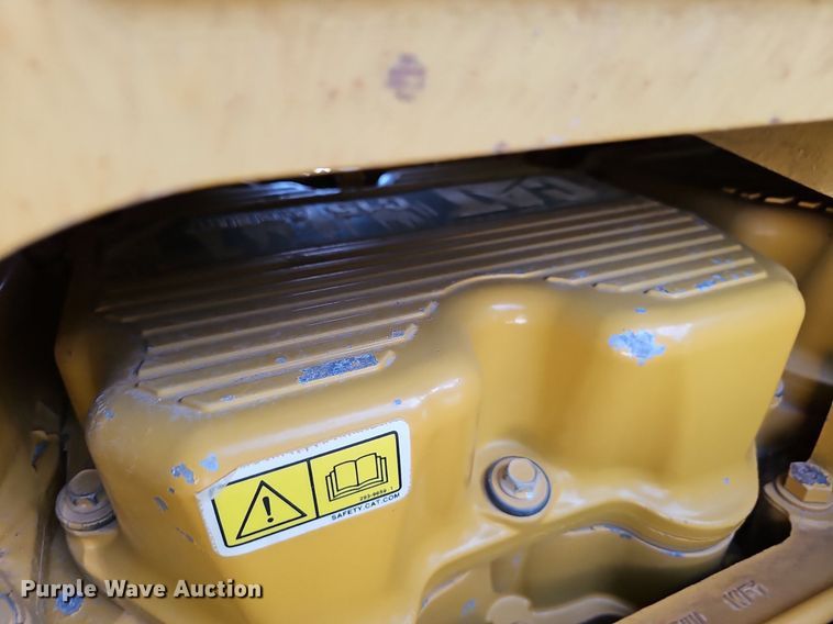 image for item NX9067 2012 Caterpillar  D8T dozer