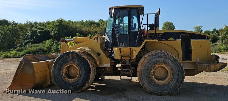 image for item NX9071 2004 Caterpillar 966G wheel loader