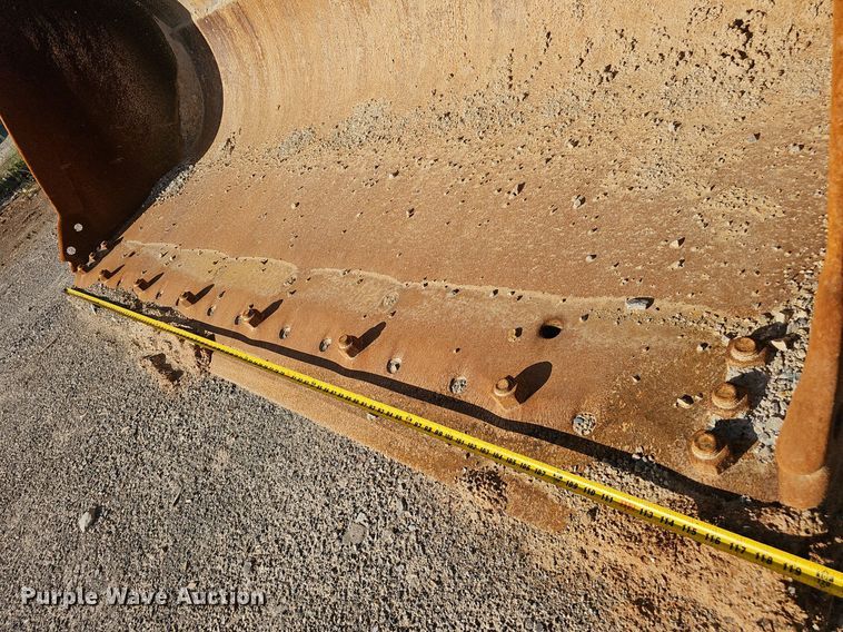 image for item NX9071 2004 Caterpillar 966G wheel loader