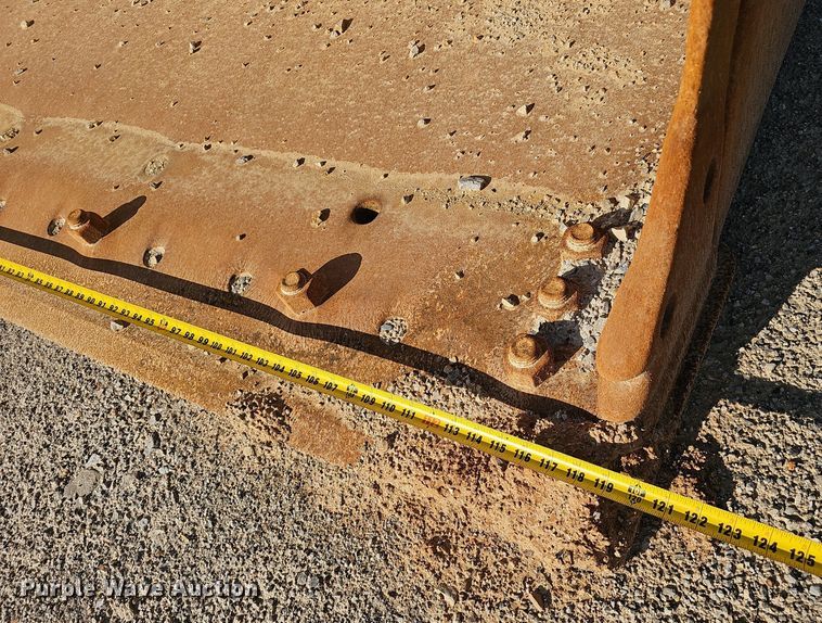 image for item NX9071 2004 Caterpillar 966G wheel loader