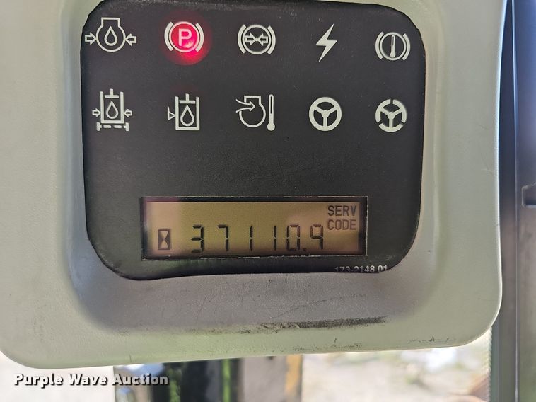 image for item NX9071 2004 Caterpillar 966G wheel loader