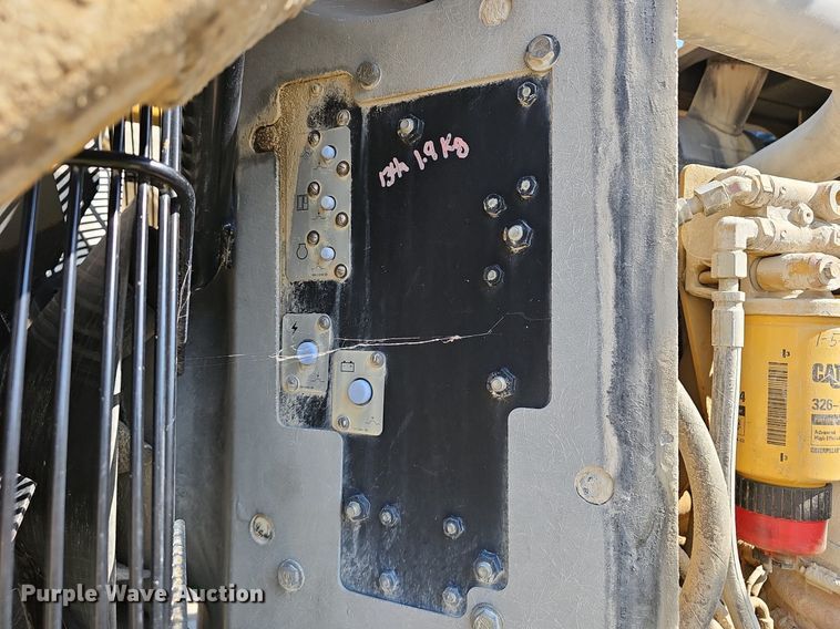 image for item NX9071 2004 Caterpillar 966G wheel loader