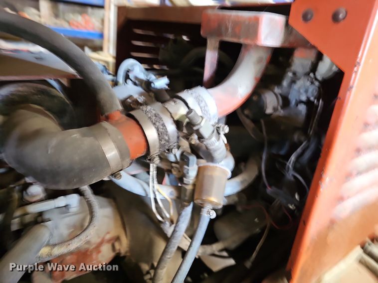 image for item NX9073 1999 Snorkel UN0-41F0 boom lift