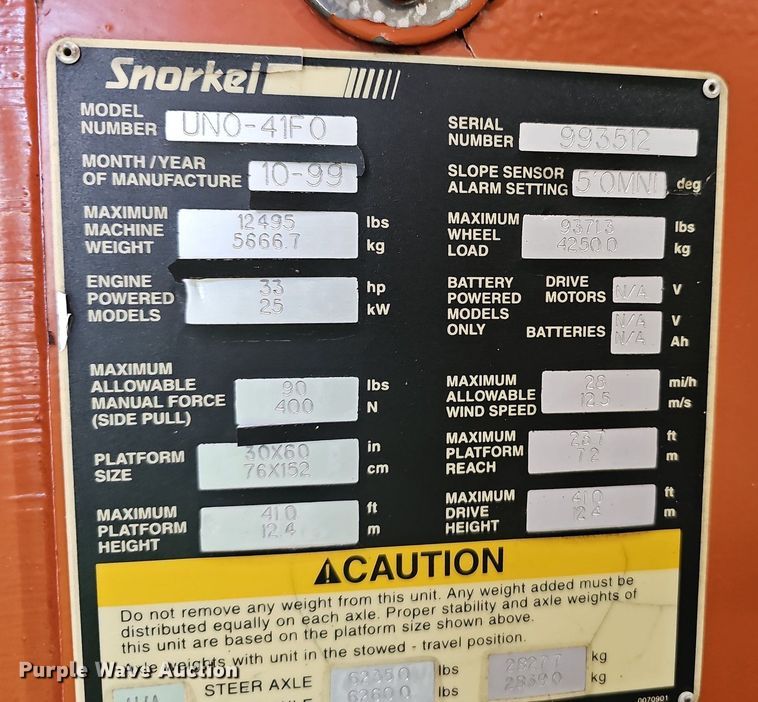 image for item NX9073 1999 Snorkel UN0-41F0 boom lift