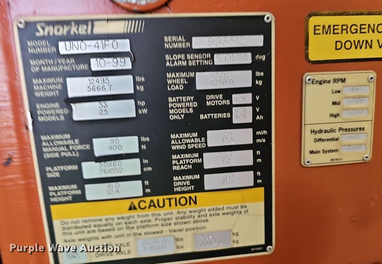 image for item NX9073 1999 Snorkel UN0-41F0 boom lift