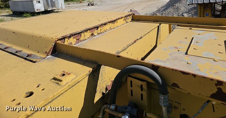 image for item NX9075 1983 Caterpillar 988B wheel loader