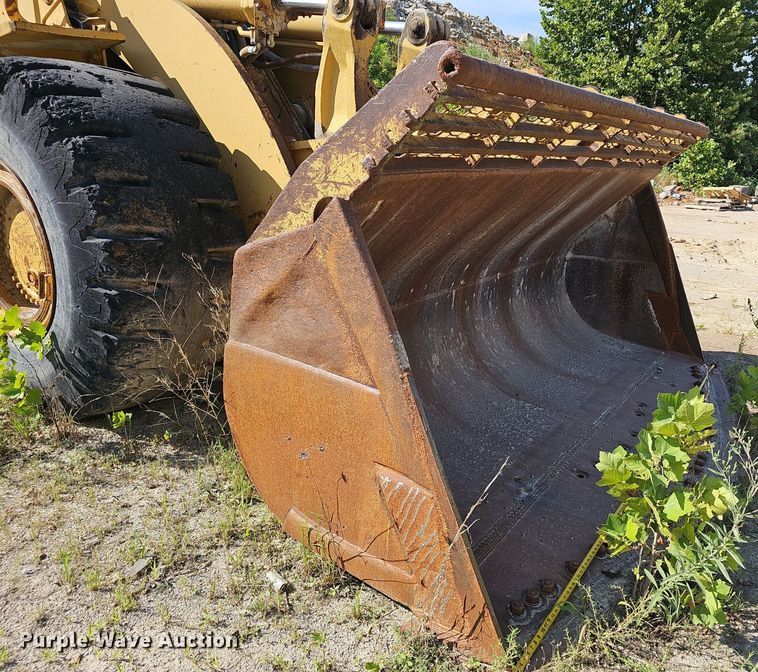 image for item NX9075 1983 Caterpillar 988B wheel loader