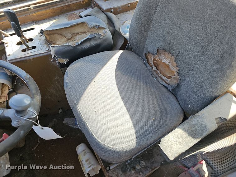 image for item NX9075 1983 Caterpillar 988B wheel loader