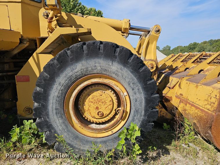 image for item NX9075 1983 Caterpillar 988B wheel loader